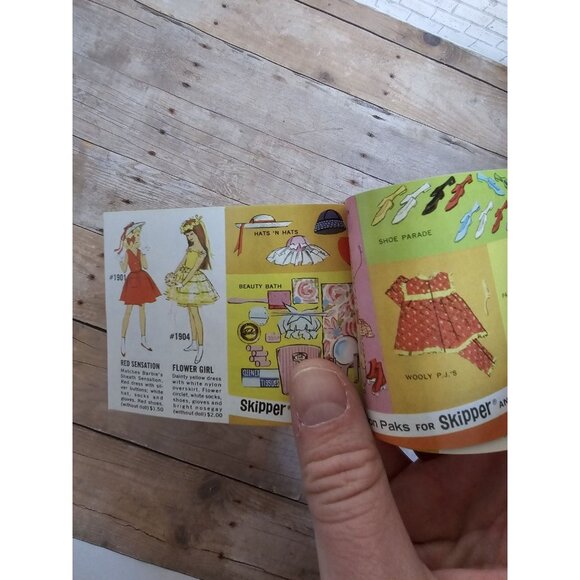 Mattel Reproduction Booklet Book 1 Barbie Scooter and Friends Fashion Catalog - Picture 4 of 4